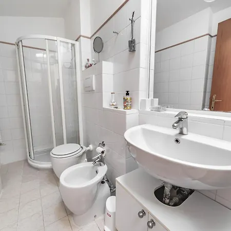 Flat - Vicolo Stradellaccio